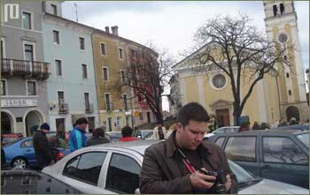 Kolega Nikola Slunjski je u Bujama "kamerom uhvatio" urednika HPP-a