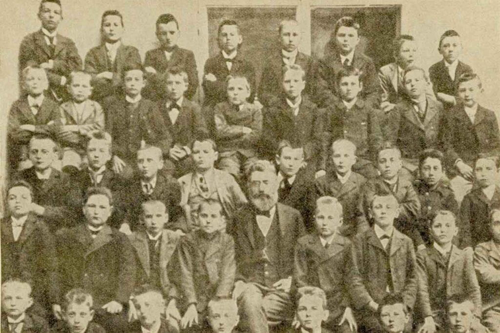 Hitler kao školarac 1901. godine