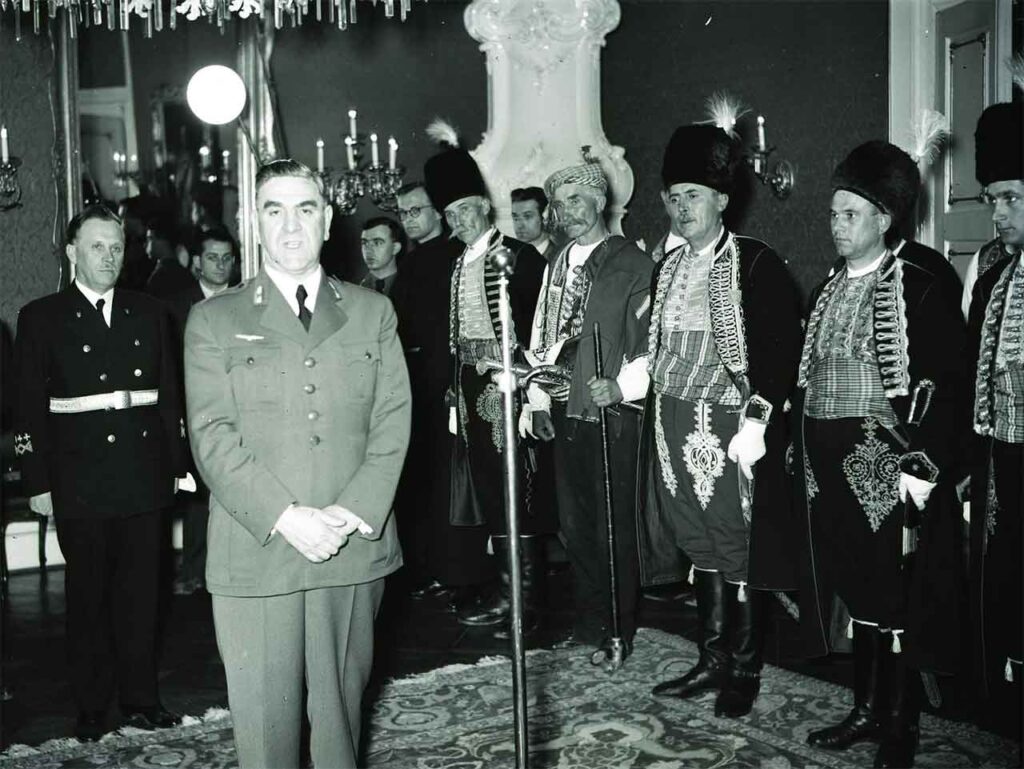 Alkari kod Pavelića